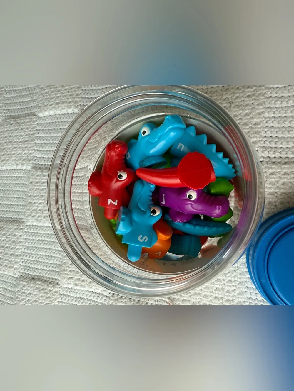 The Learning Resources Snap-n-Learn Alphabet Alligators
